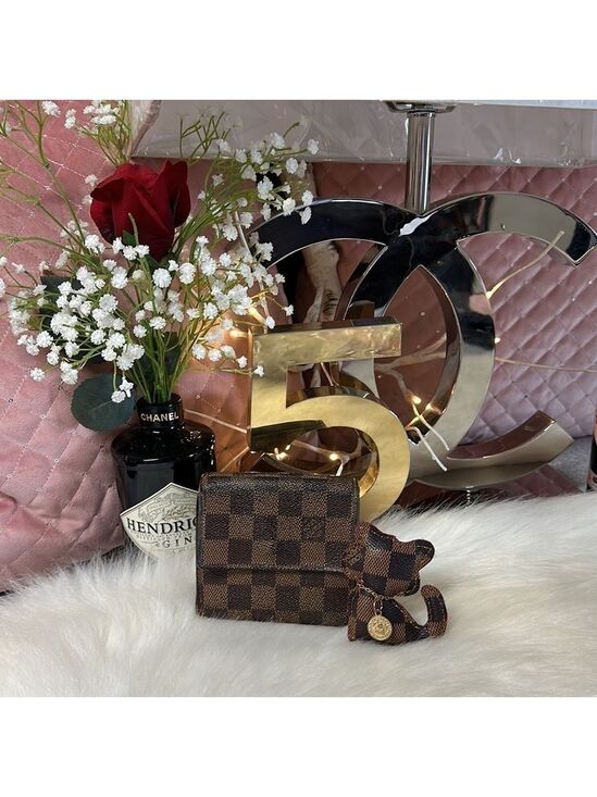 Louis Vuitton Handbags - AUTHENTIC LOUIS VUITTON DAMIER PORTEFEIULLE ELISE TRIFOLD WALLET
